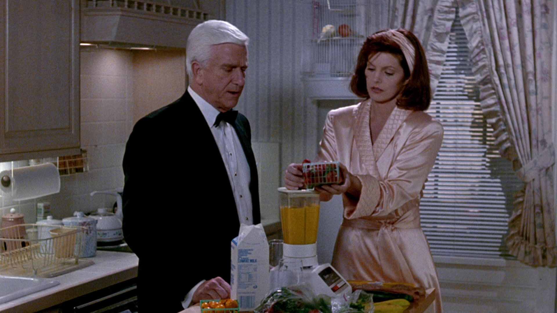 The Naked Gun 2½ The Smell of Fear 1991 Screencap Fancaps