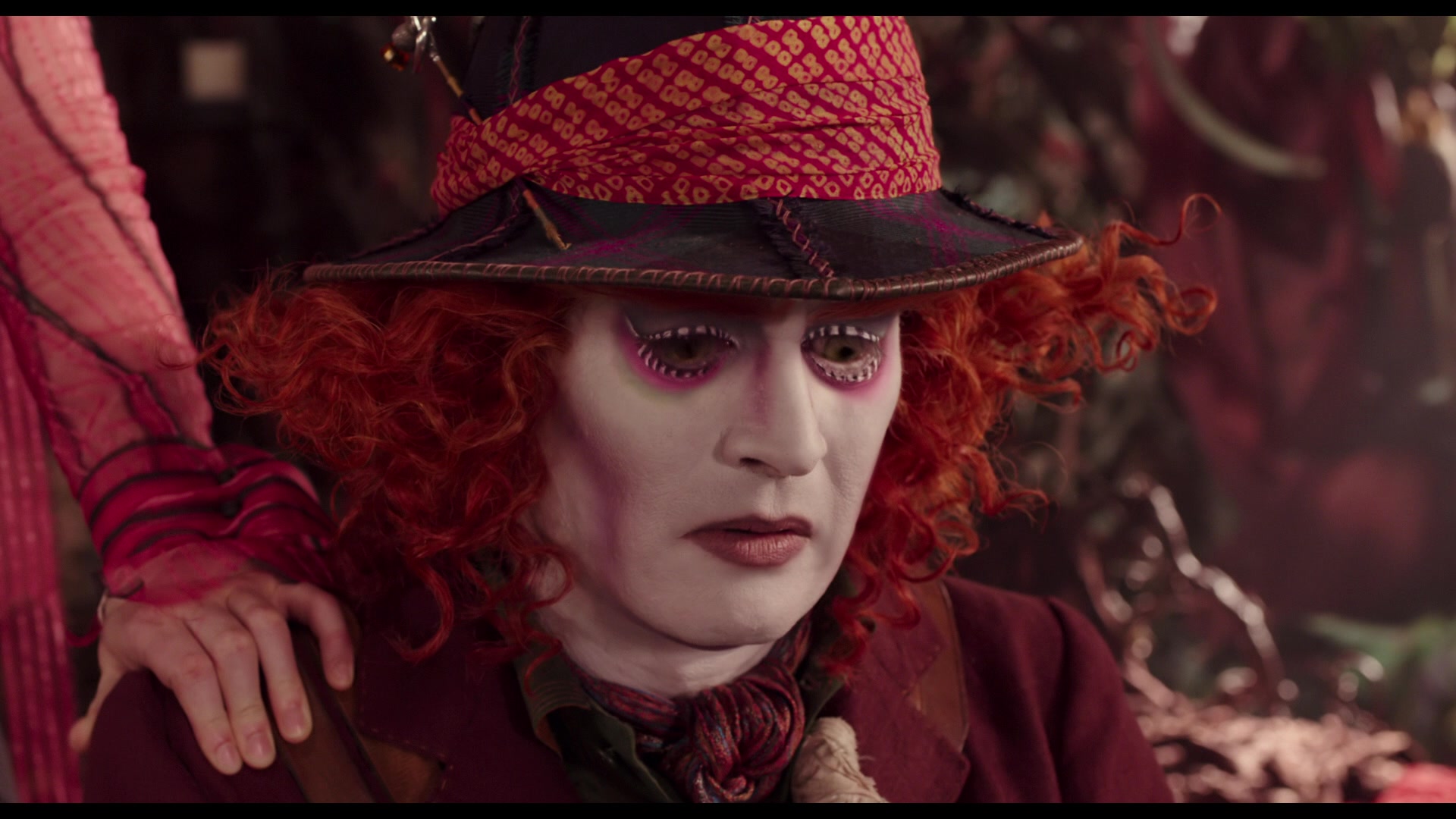 Alice Through The Looking Glass Screencap 