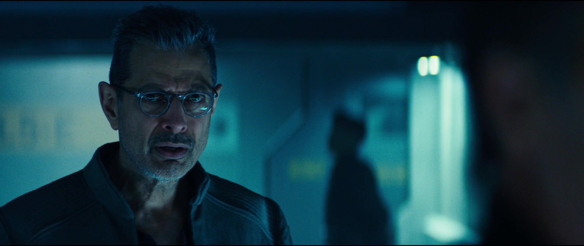 Independence Day: Resurgence Screencap | Fancaps