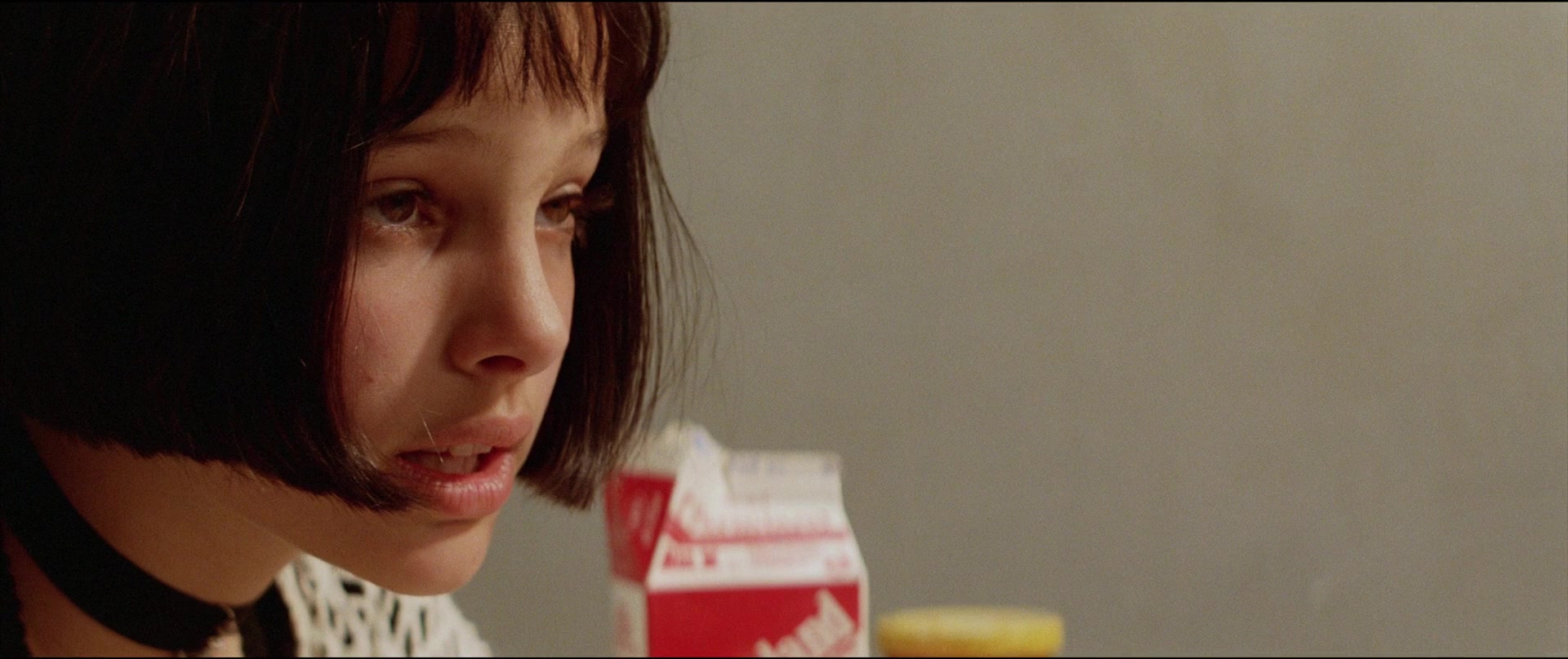 Léon: The Professional Screencap | Fancaps