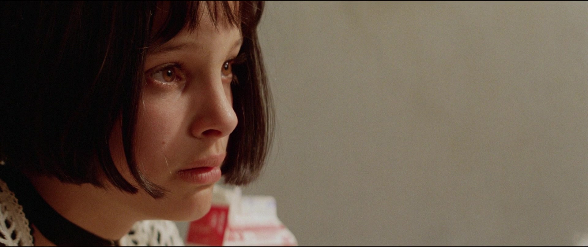 Léon: The Professional Screencap | Fancaps