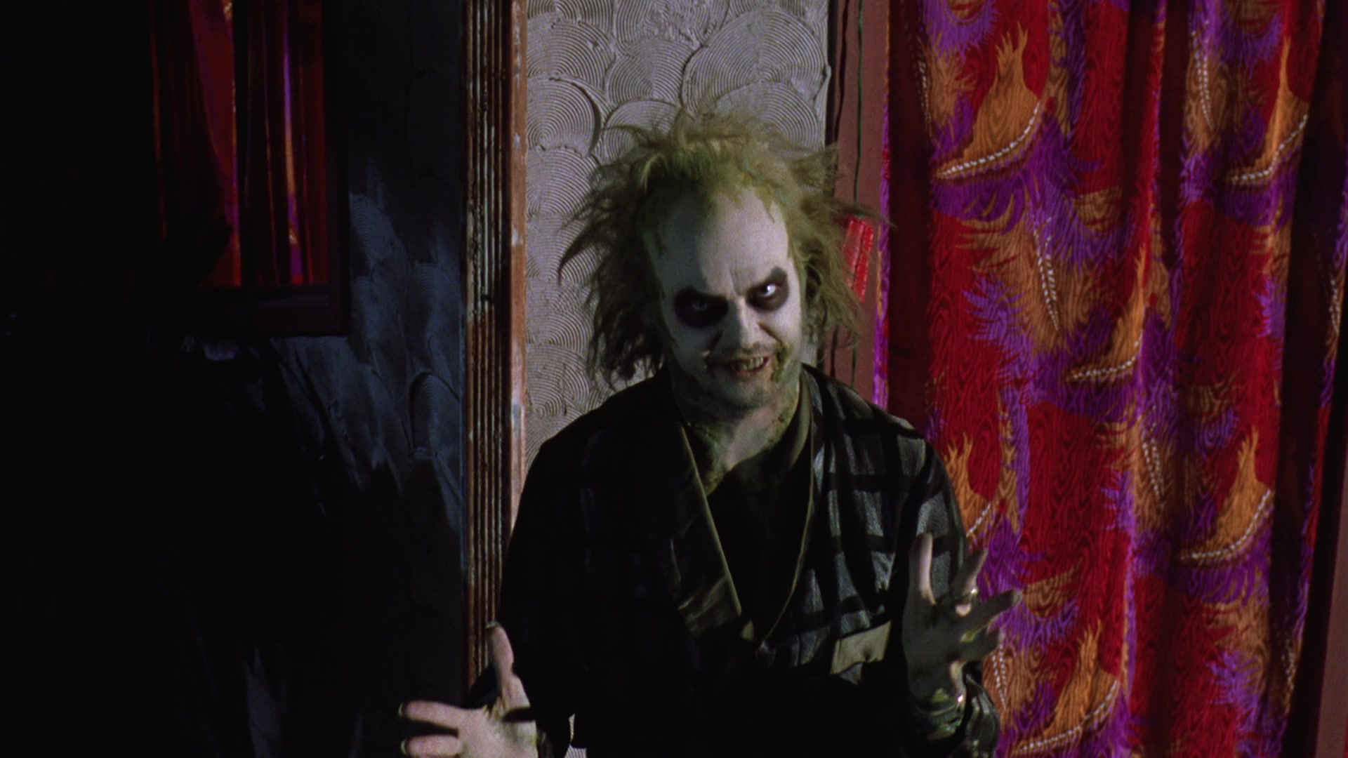 Beetlejuice Screencap | Fancaps