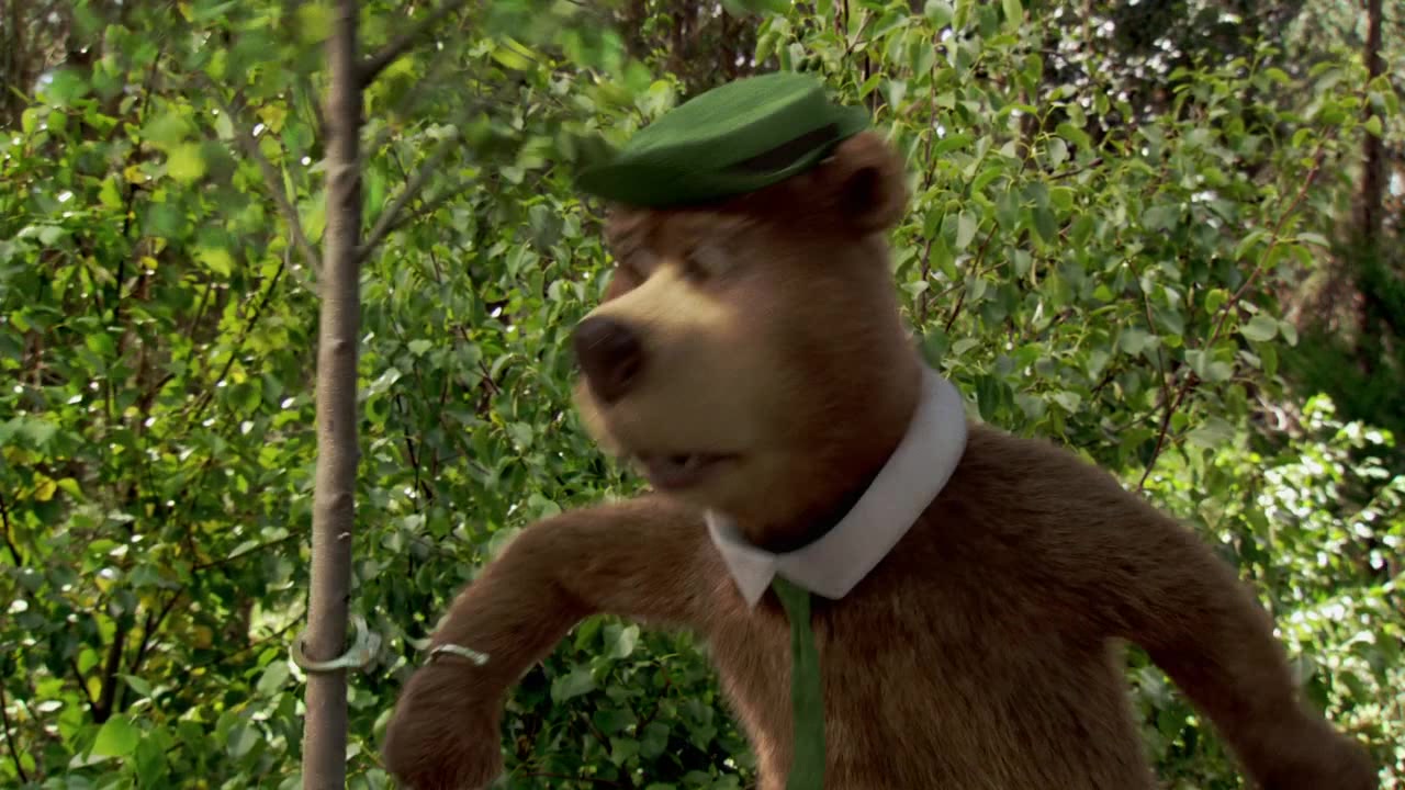 Yogi Bear (2010) Screencap | Fancaps