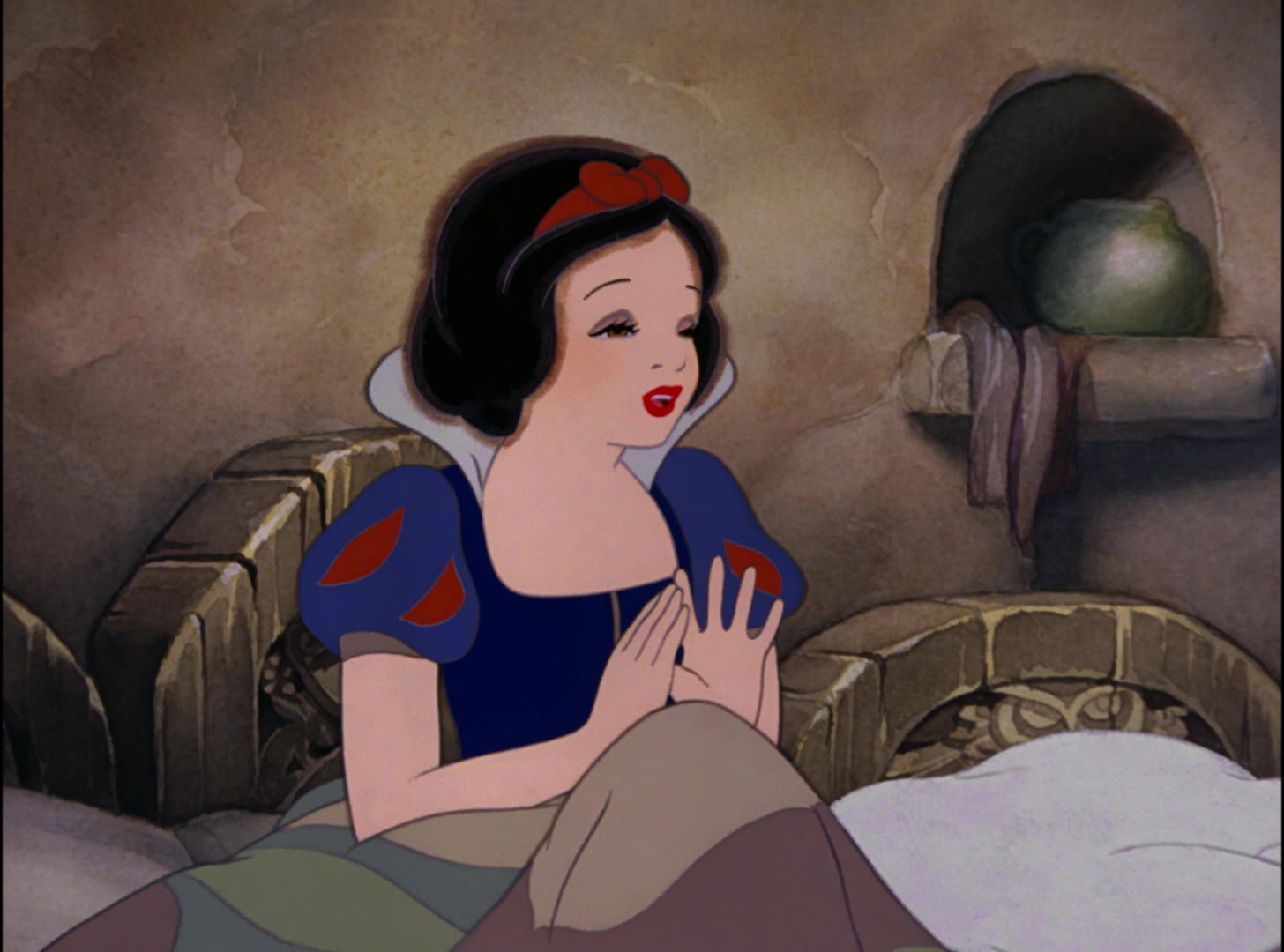 Snow White and the Seven Dwarfs Screencap | Fancaps