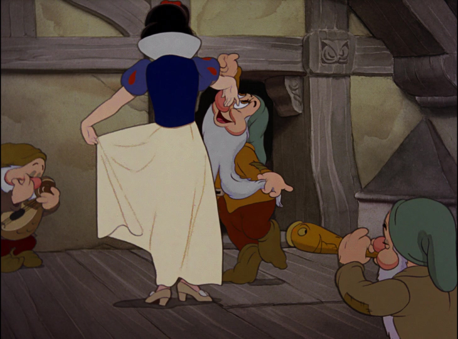 Snow White and the Seven Dwarfs Screencap | Fancaps