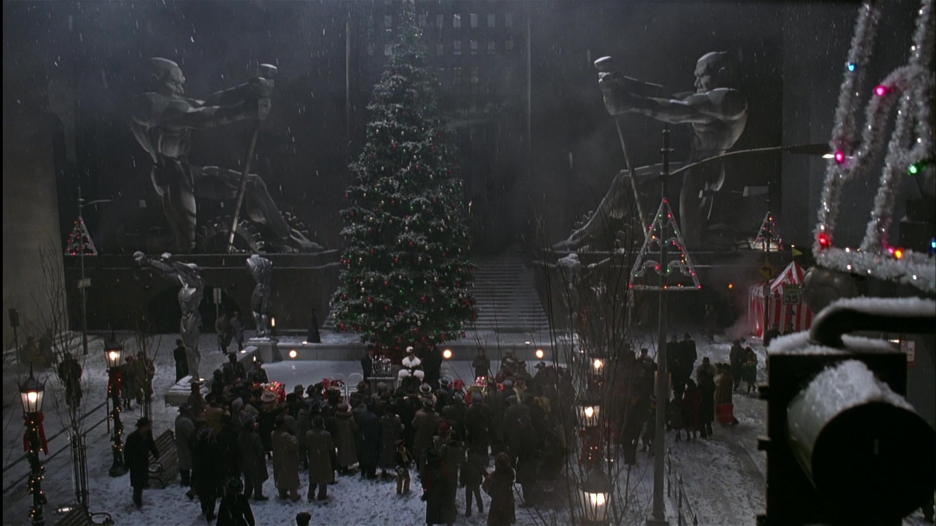 Batman Returns Screencap | Fancaps