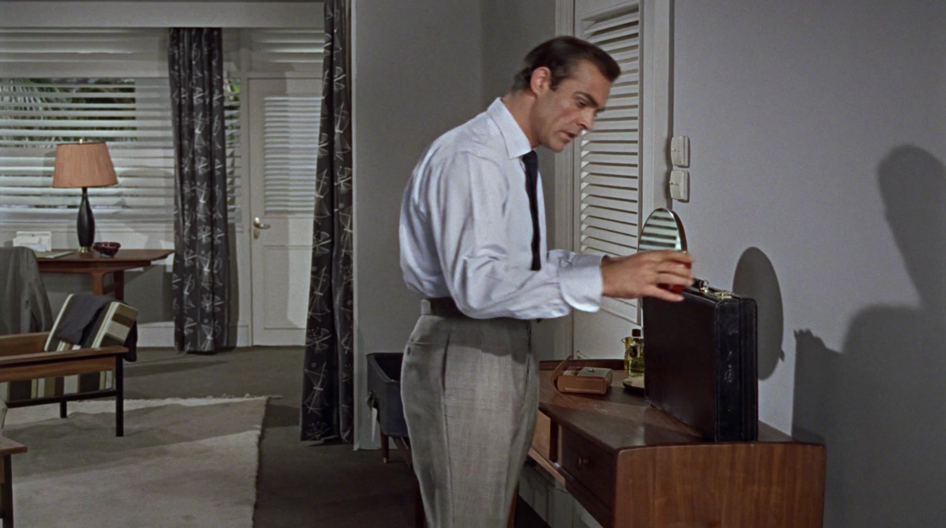 Dr. No Screencap | Fancaps