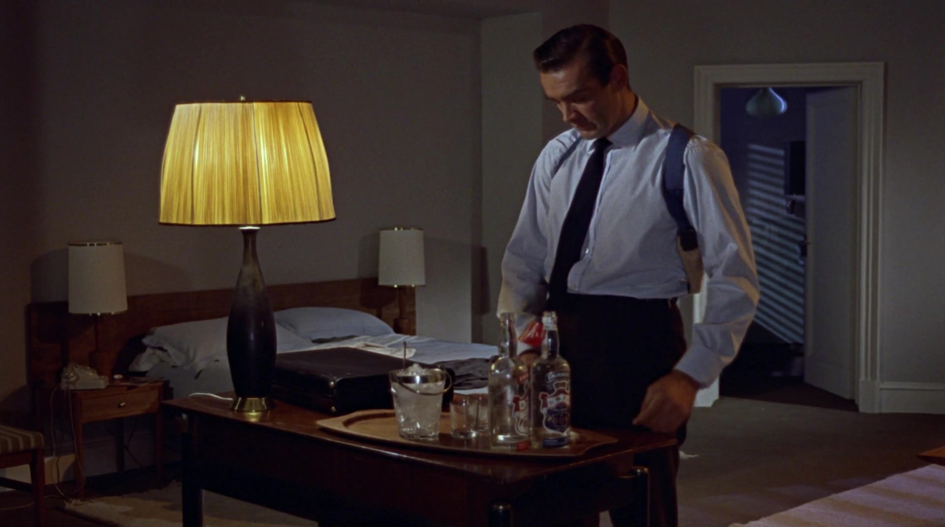 Dr. No Screencap | Fancaps