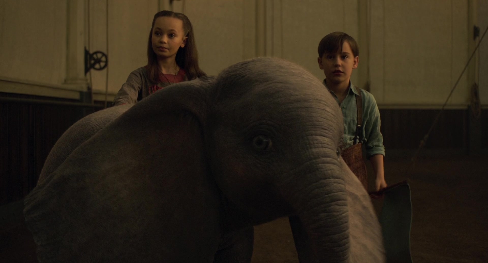 Dumbo (2019) Screencap | Fancaps