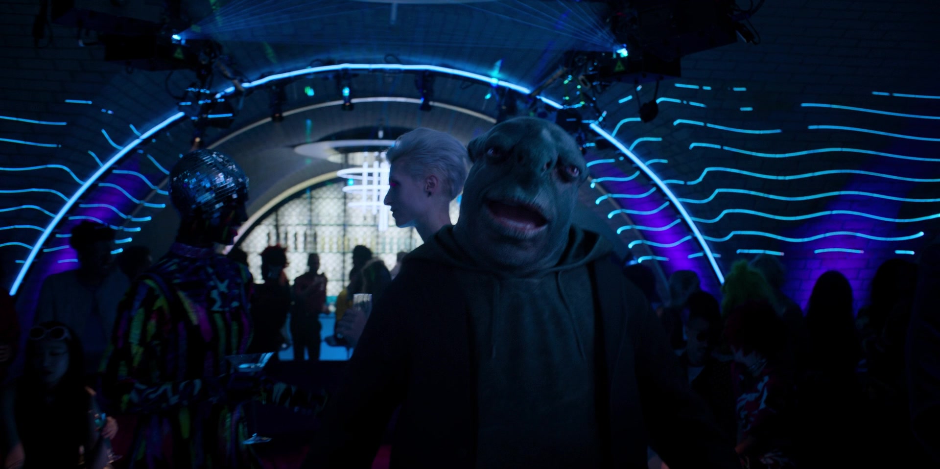 Men in Black: International (2019) Screencap | Fancaps