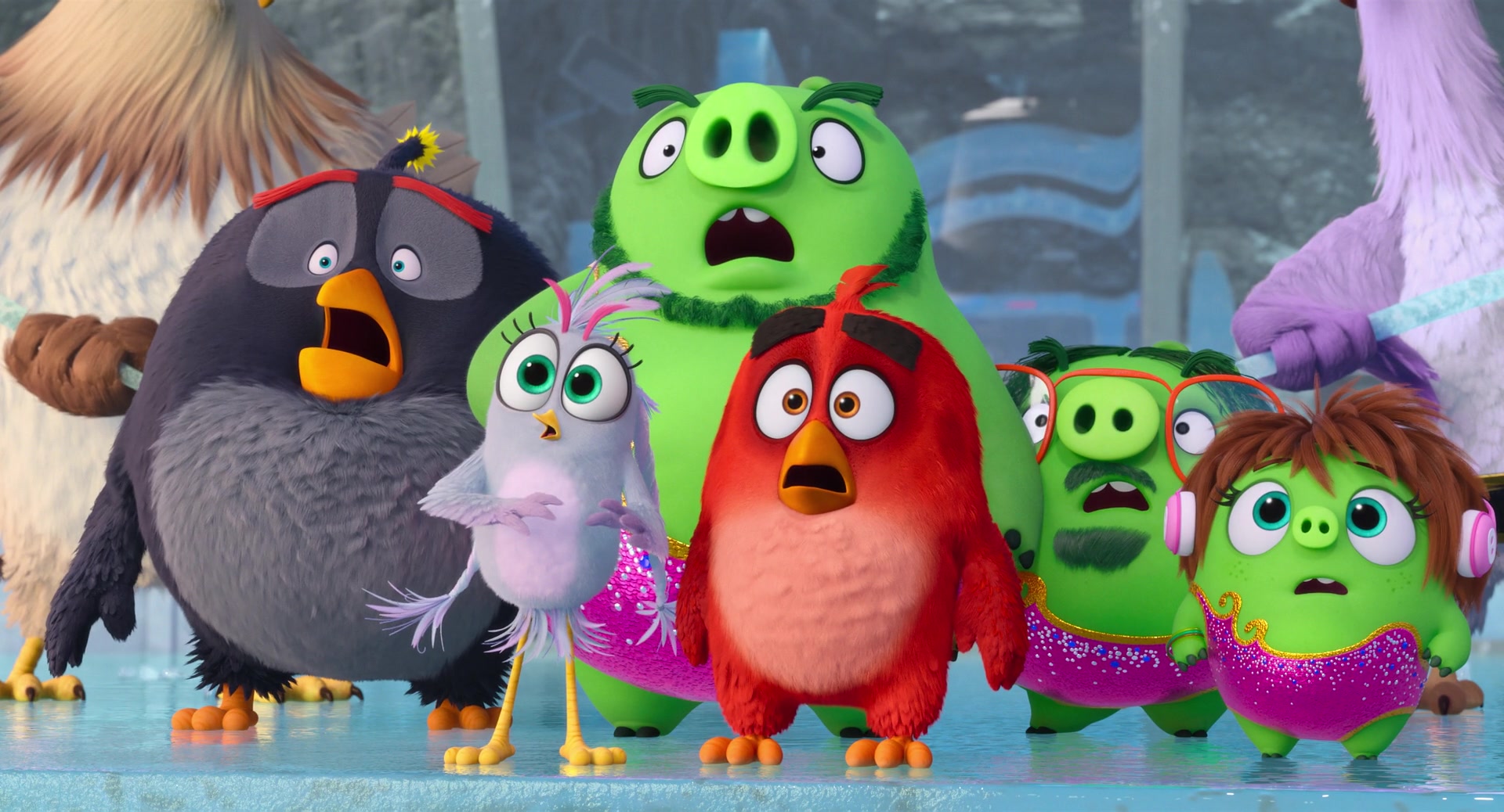 Включи birds 2. Angry Birds movie 2 Zeta. Angry Birds the movie 2 Зета. The Angry Birds movie 2 Кортни и Сильвер. Angry Birds the movie 2 Кортни.