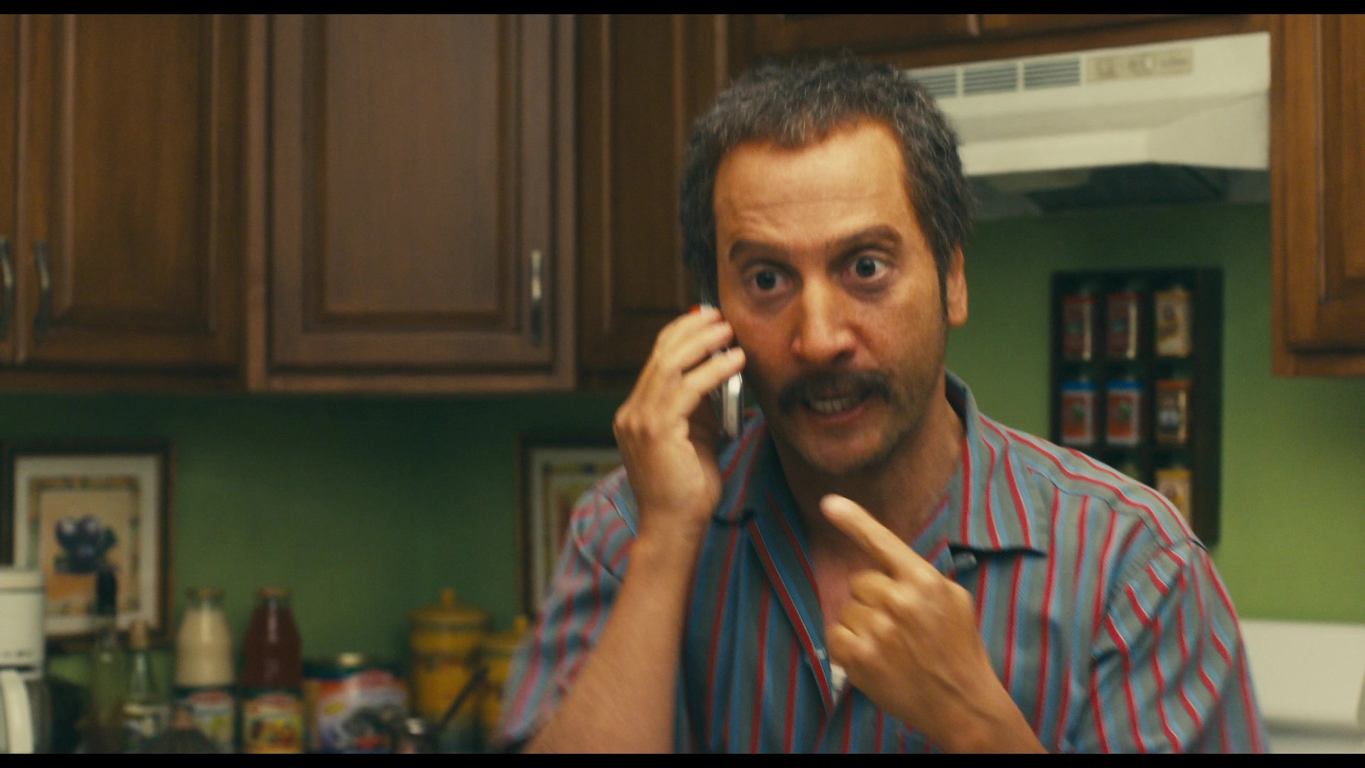 You Don't Mess with the Zohan (2008) Screencap | Fancaps