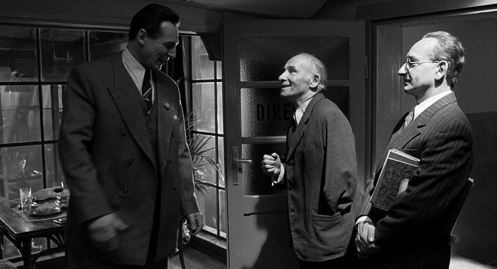 Schindler's List (1993) Screencap | Fancaps