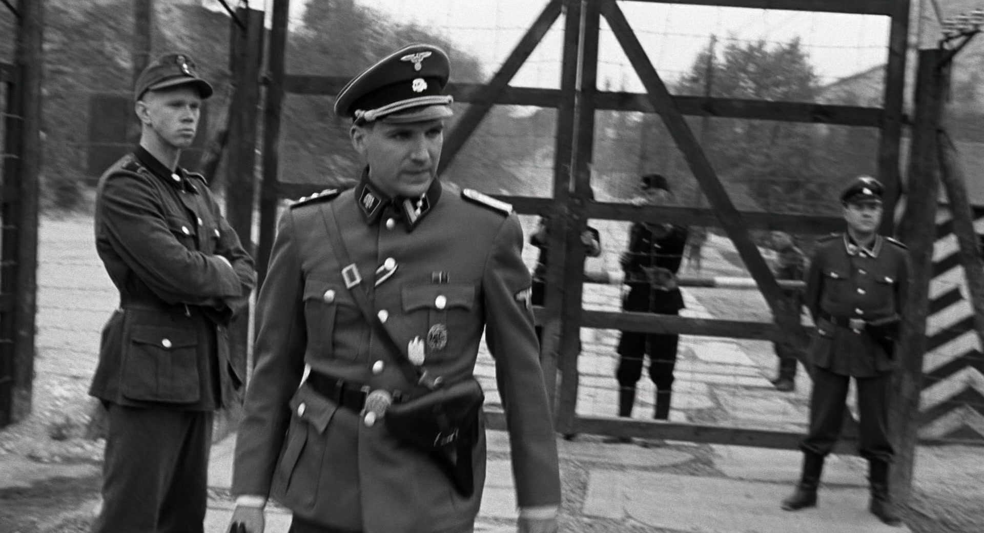 Schindler's List (1993) Screencap | Fancaps