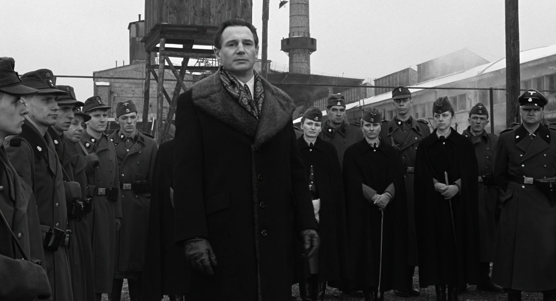 Schindler's List (1993) Screencap | Fancaps