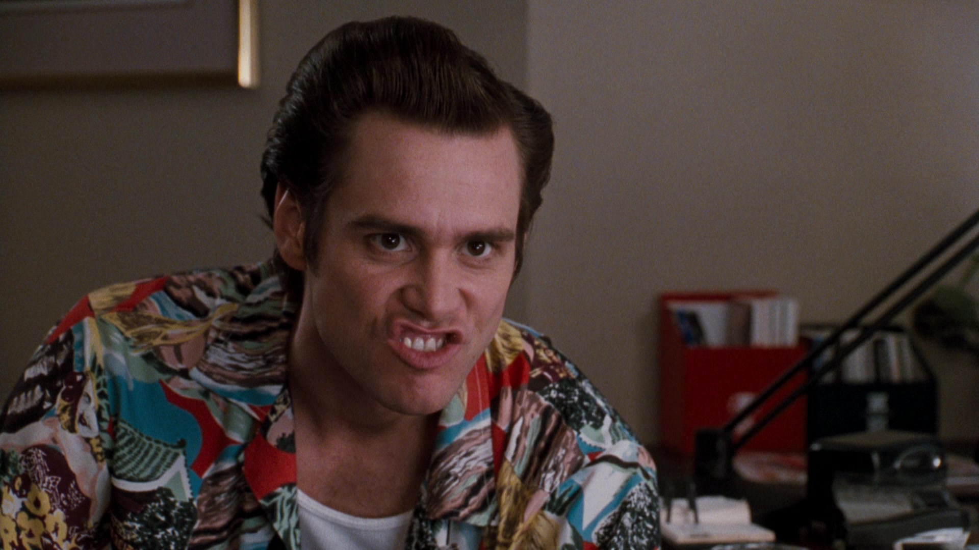 Ace Ventura: Pet Detective (1994) Screencap | Fancaps