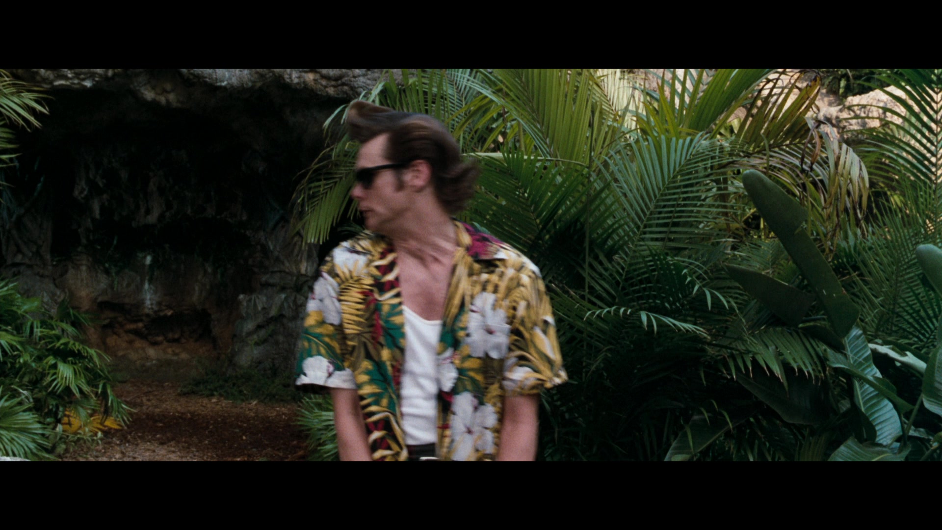 Ace Ventura: When Nature Calls (1995) Screencap | Fancaps