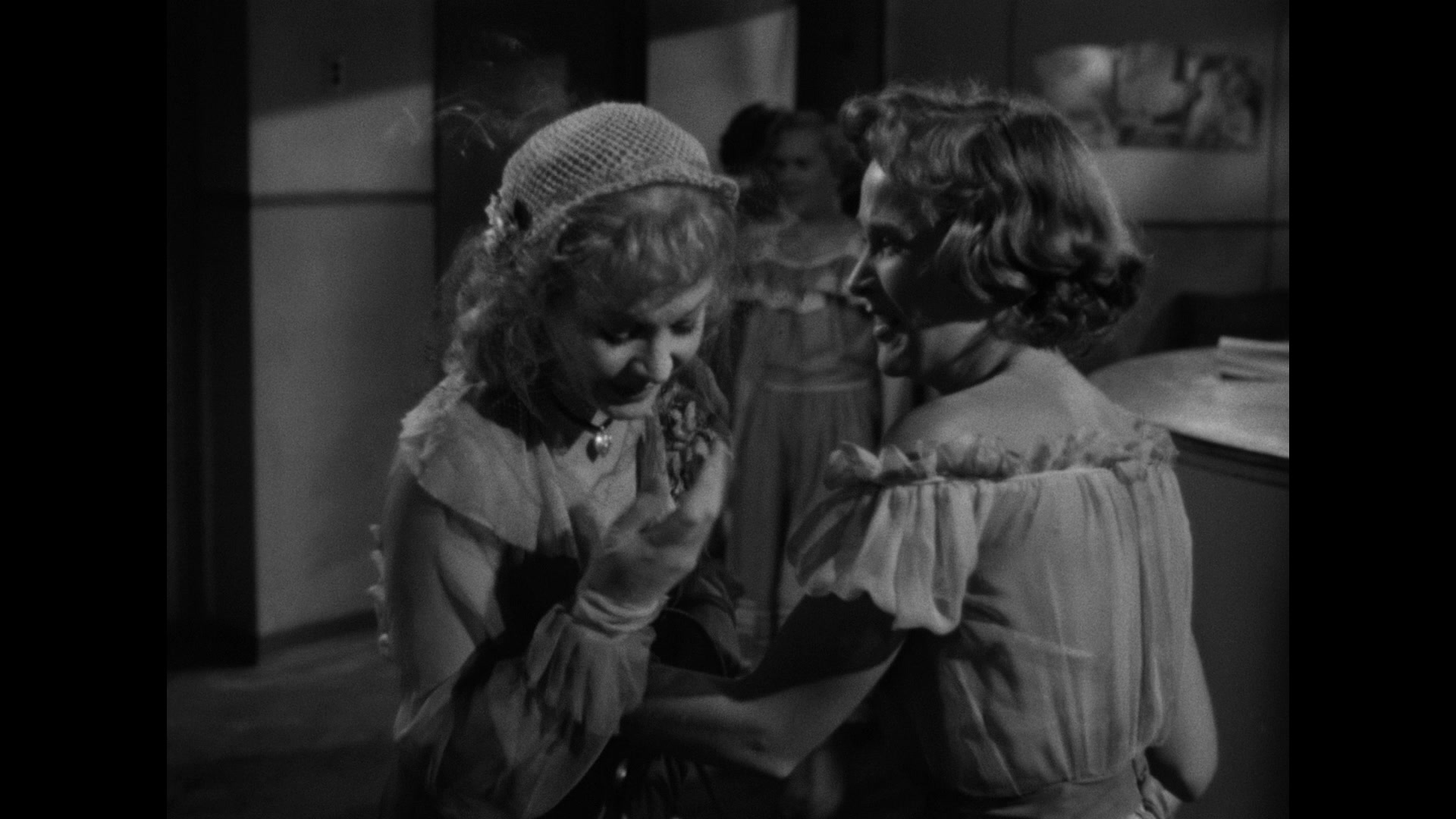 A Streetcar Named Desire (1951) Screencap | Fancaps