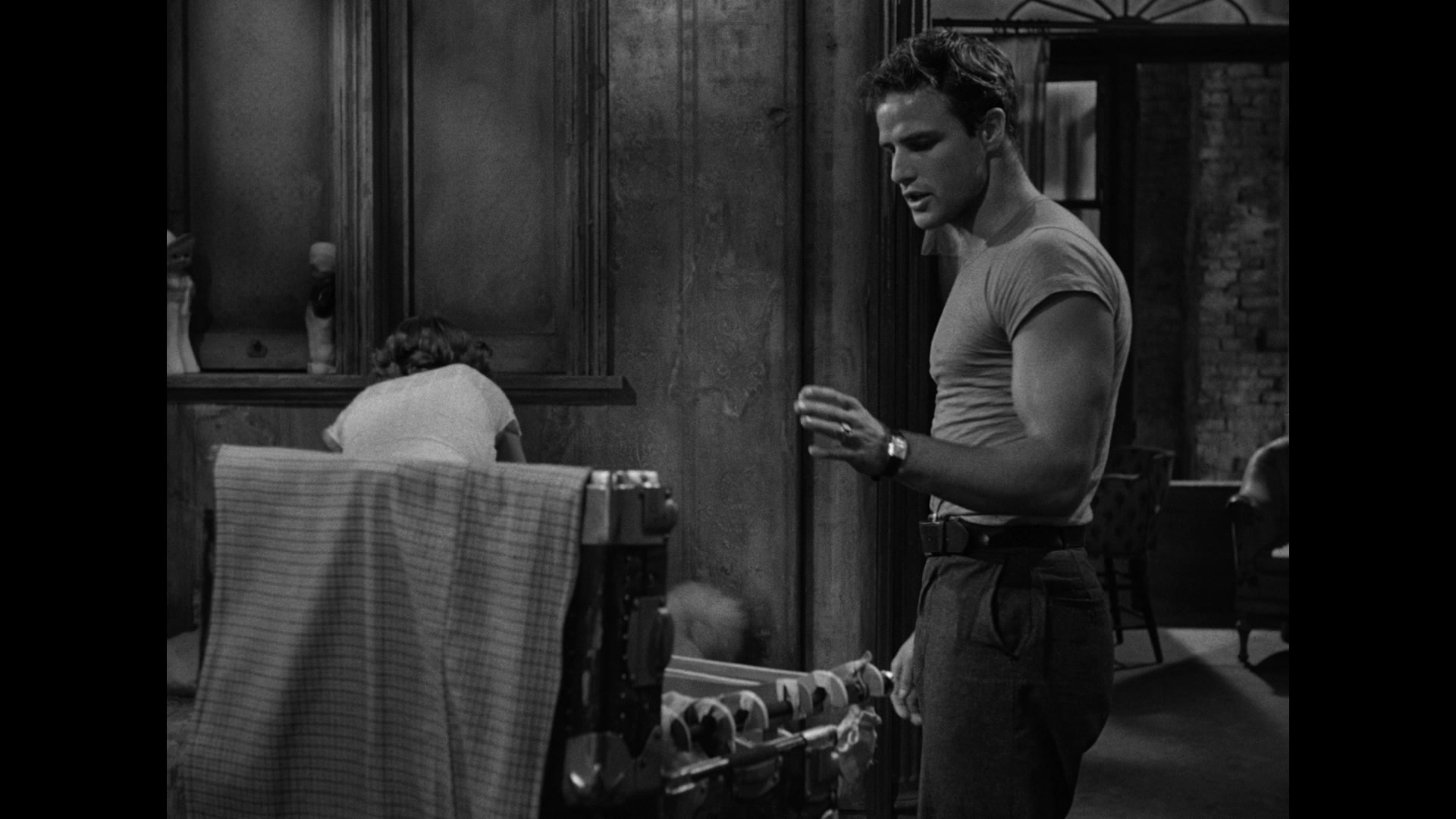 A Streetcar Named Desire (1951) Screencap | Fancaps