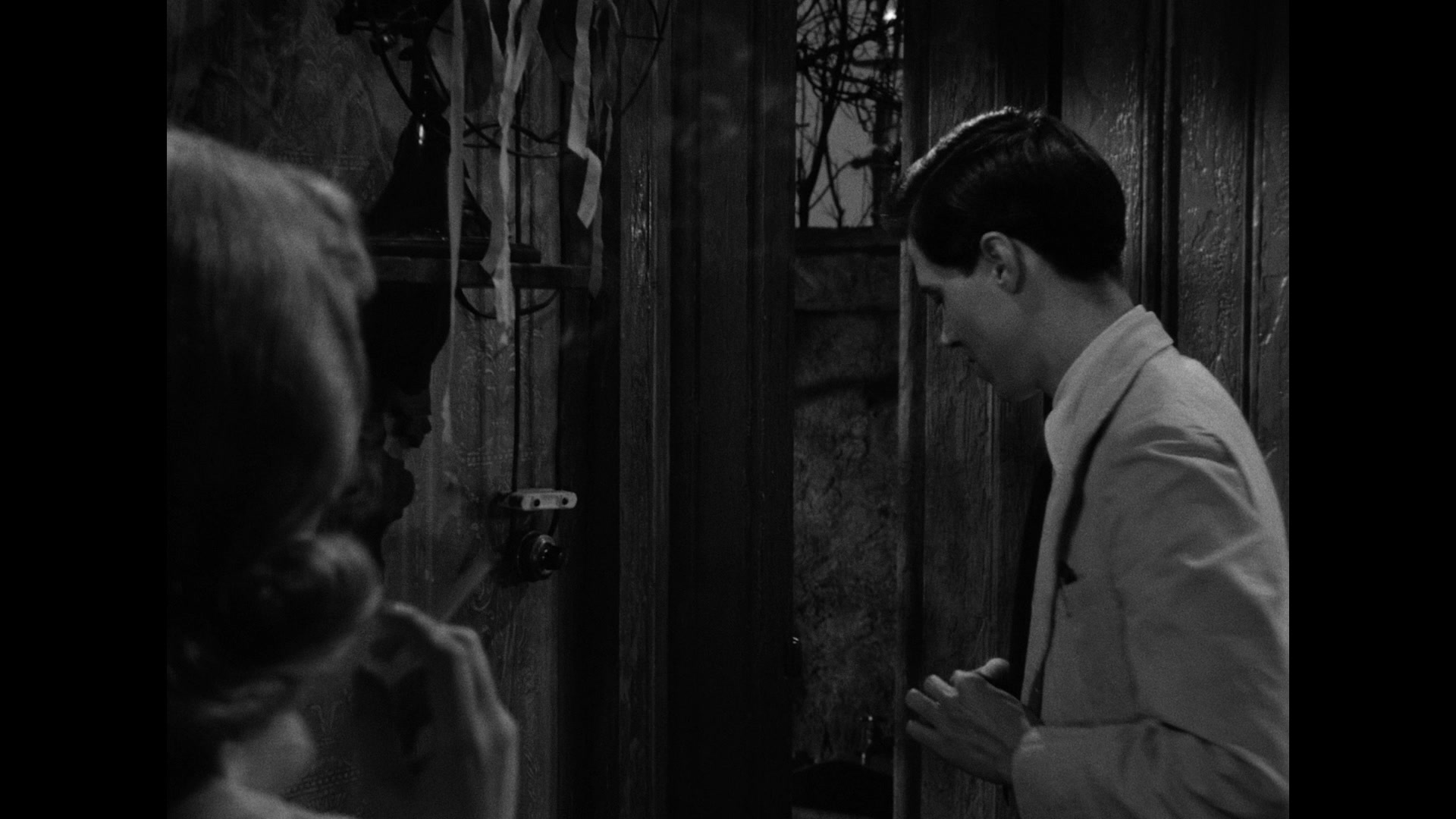 A Streetcar Named Desire (1951) Screencap | Fancaps