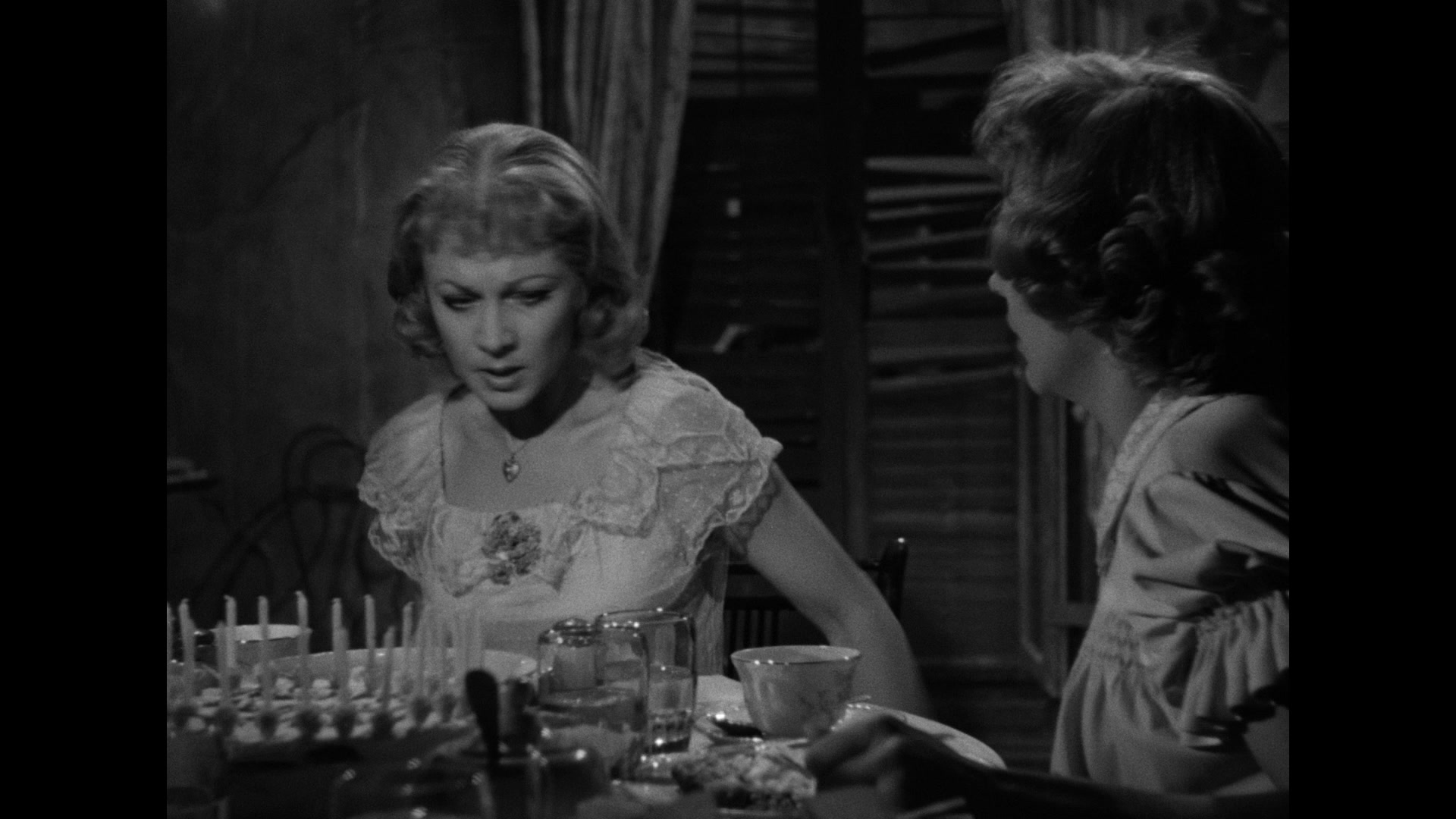 A Streetcar Named Desire (1951) Screencap | Fancaps