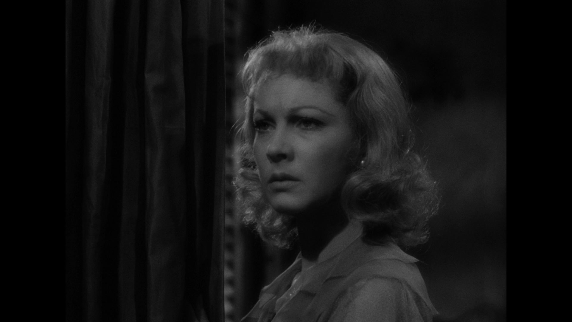 A Streetcar Named Desire (1951) Screencap | Fancaps