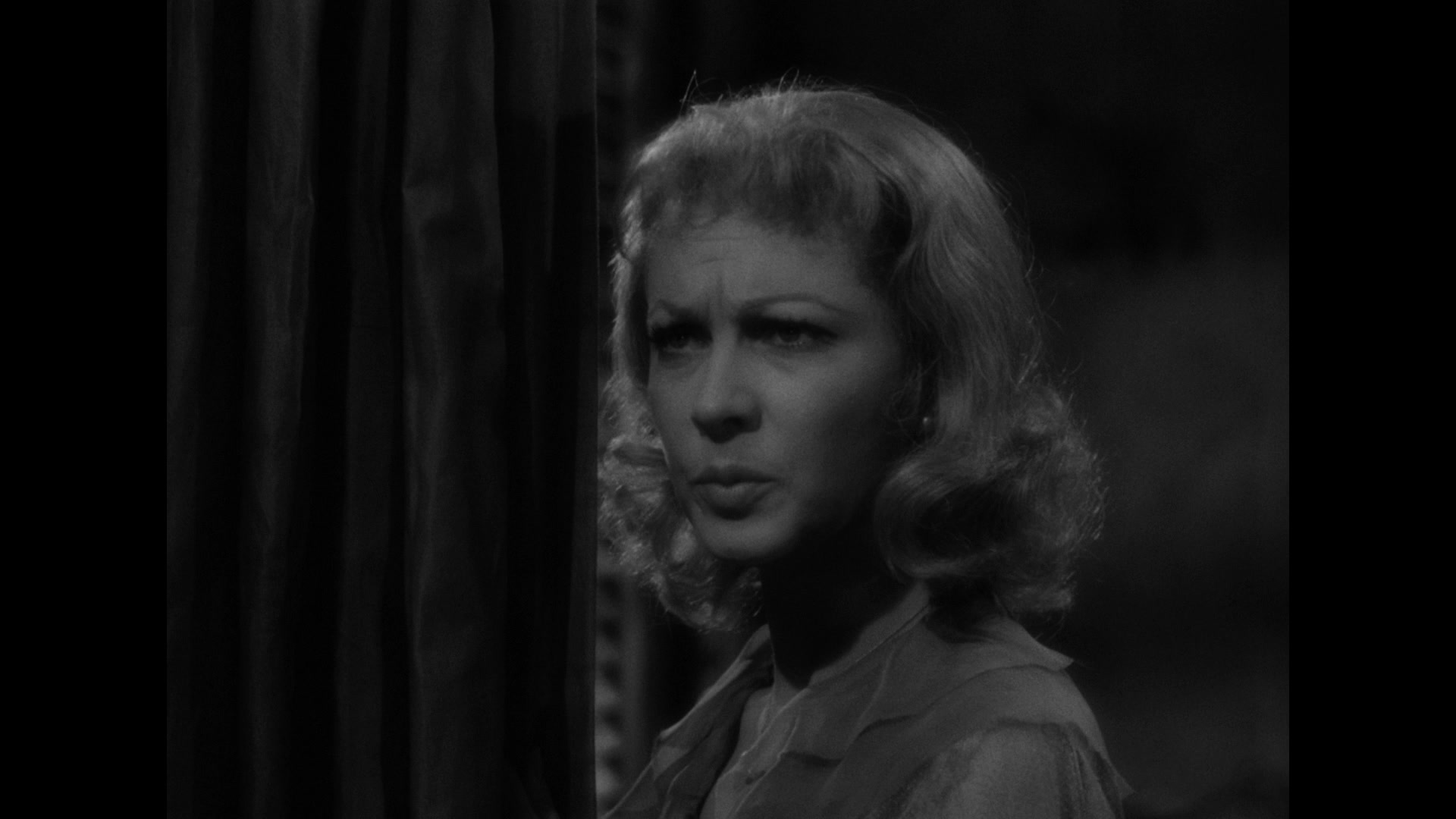 A Streetcar Named Desire (1951) Screencap | Fancaps