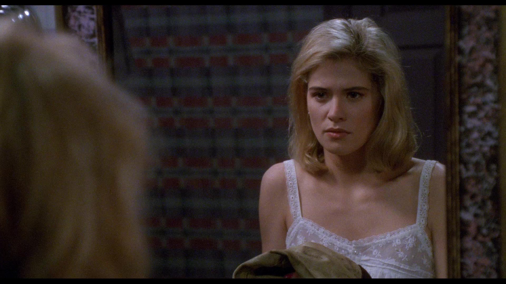 Buffy The Vampire Slayer 1992 Screencap Fancaps