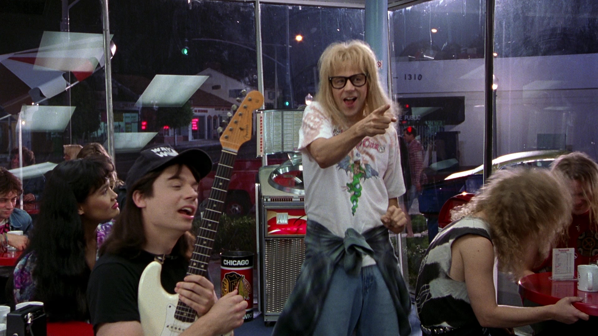 Wayne's World (1992) Screencap | Fancaps