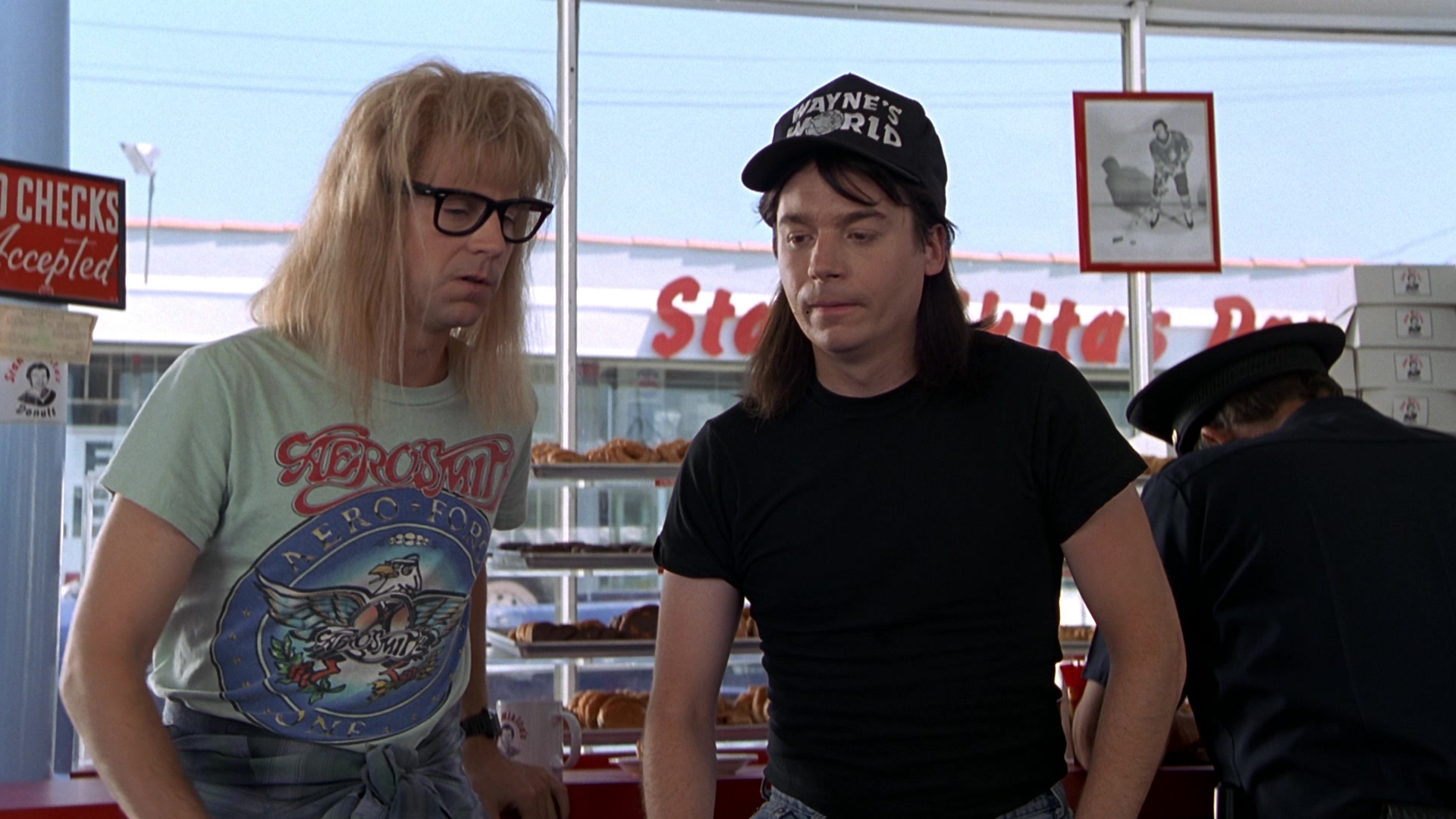 Wayne's World (1992) Screencap | Fancaps