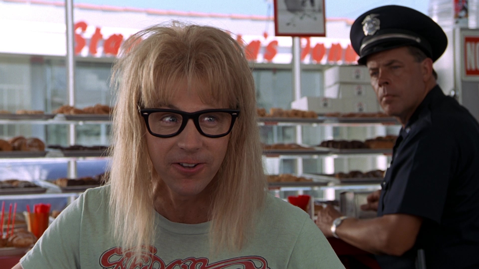 Wayne's World (1992) Screencap | Fancaps