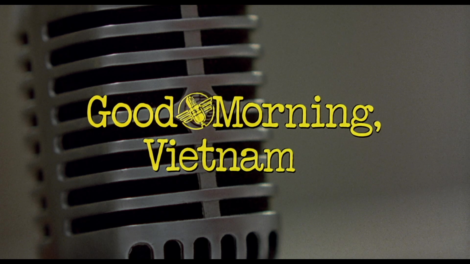 Good morning vietnam black. Гуд Монинг Вьетнам. Гуууууууд морнинг Вьетнам. Гуд морнинг Вьетнам будильник.