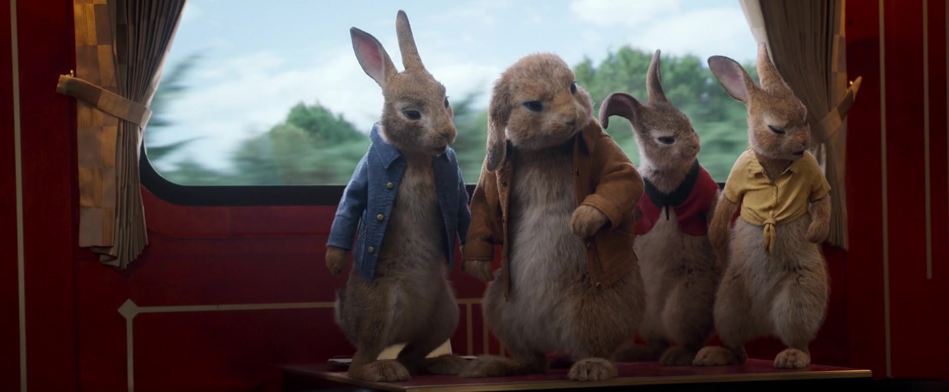 Включи про кролика. Кролик Питер 2 / Peter Rabbit 2: the Runaway (2021). Кролик Питер 2 Мур Коткинс. Кролик Питер 2 Барнабас.