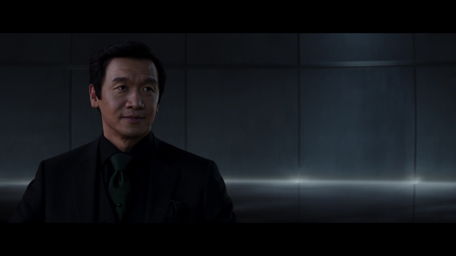 Skyscraper (2018) Screencap | Fancaps