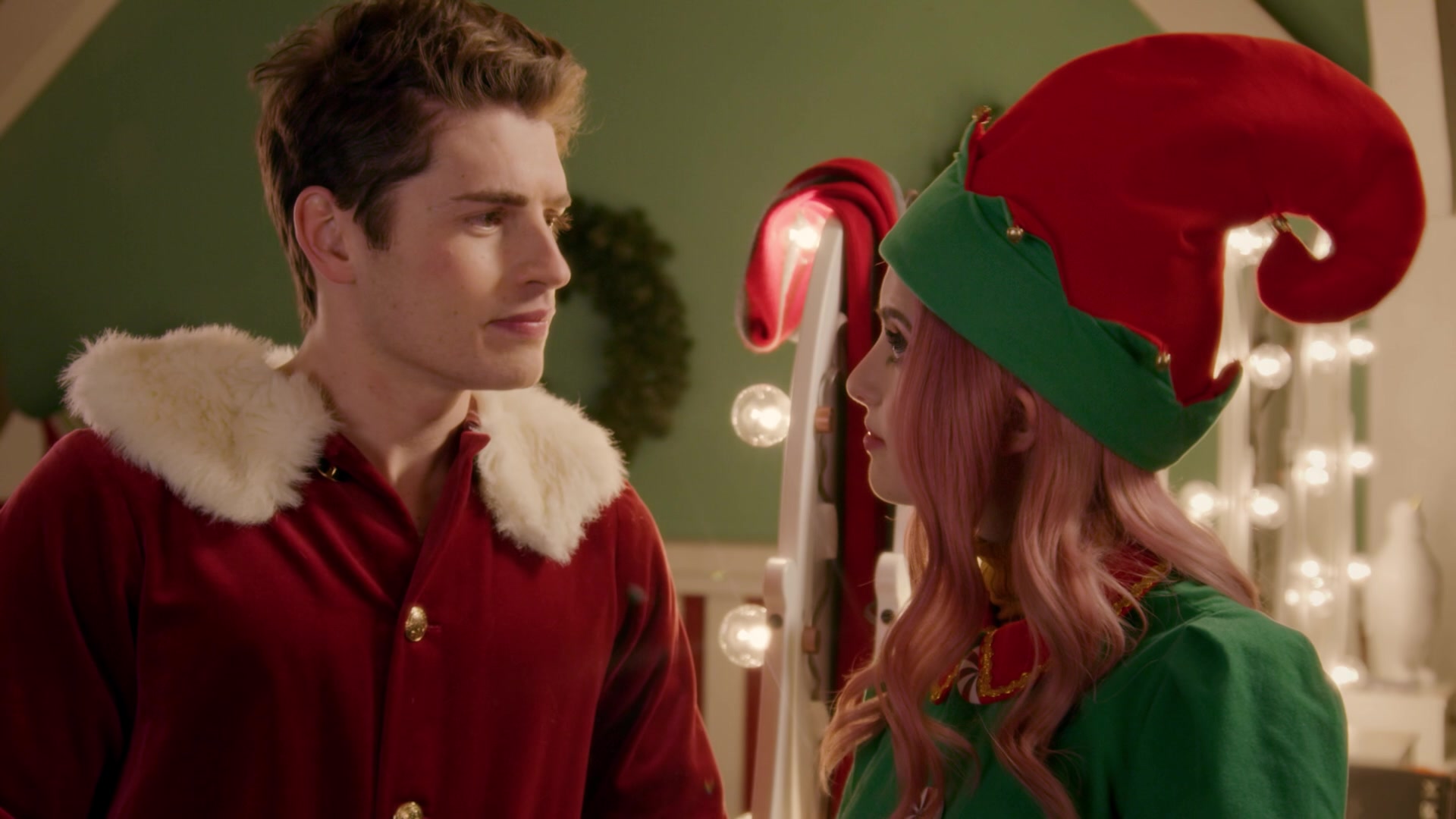 A Cinderella Story: Christmas Wish (2019) Screencap | Fancaps