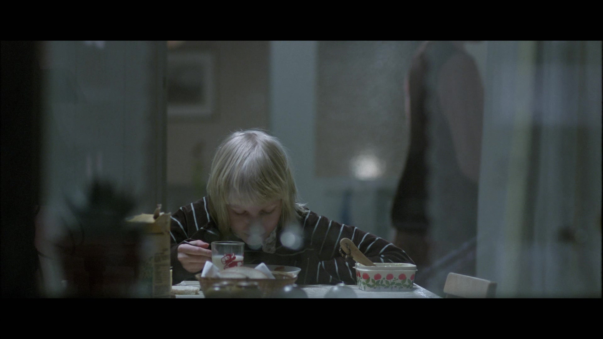 Let the Right One In (2008) Screencap | Fancaps