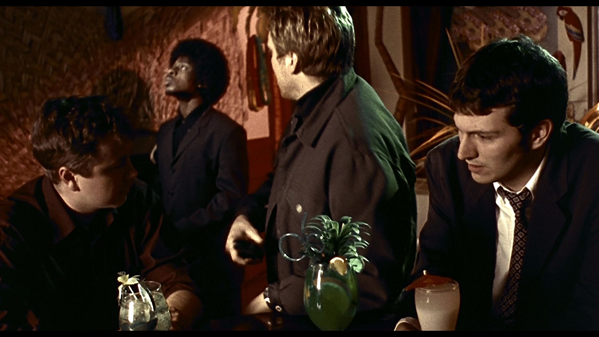 Lock, Stock and Two Smoking Barrels (1998) Screencap Fancaps