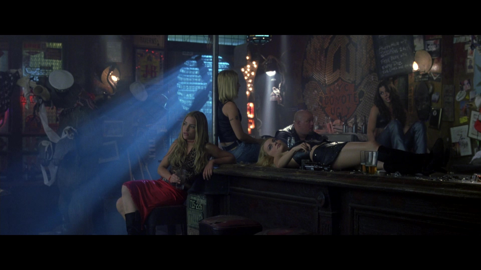 coyote-ugly-2000-screencap-fancaps