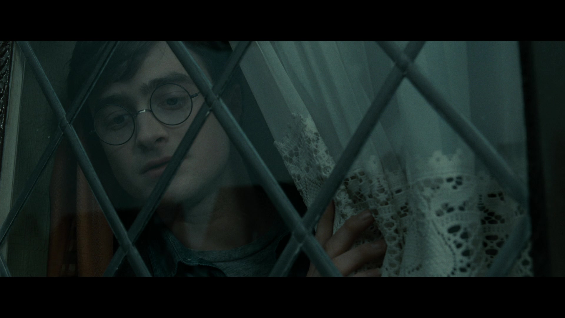 Harry Potter And The Deathly Hallows Part 1 Screencap Fancaps