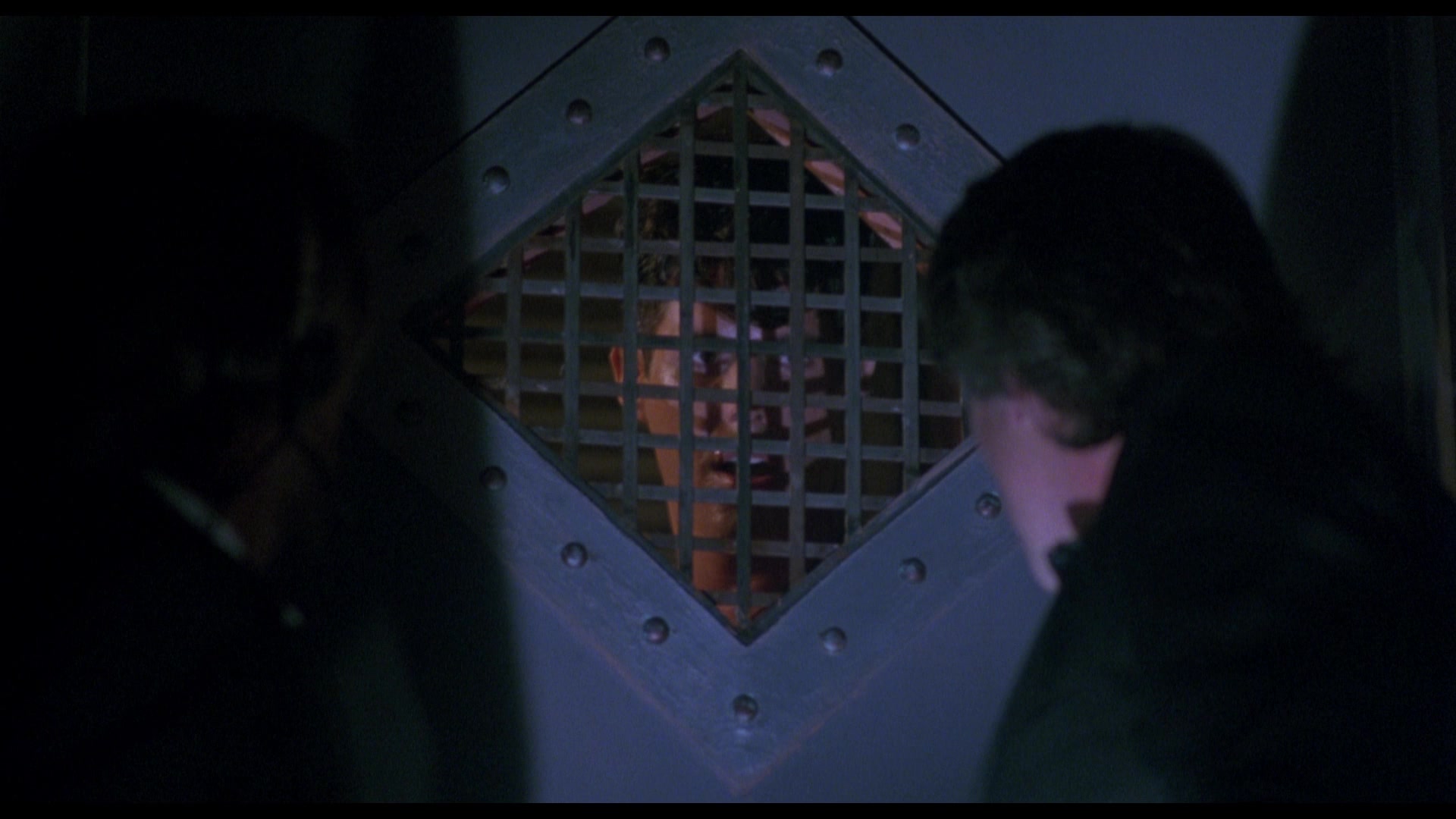 Hellraiser III: Hell on Earth (1992) Screencap | Fancaps