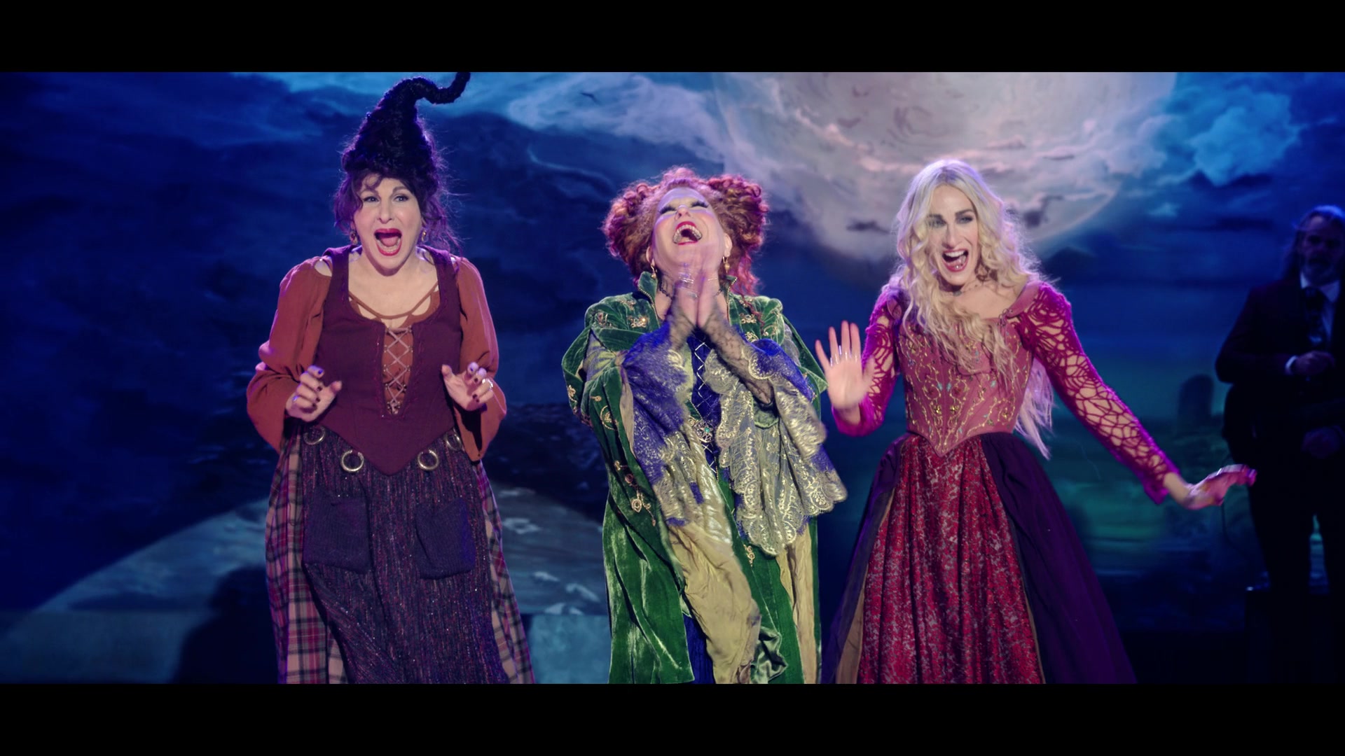 Hocus Pocus 2 (2022) Screencap | Fancaps