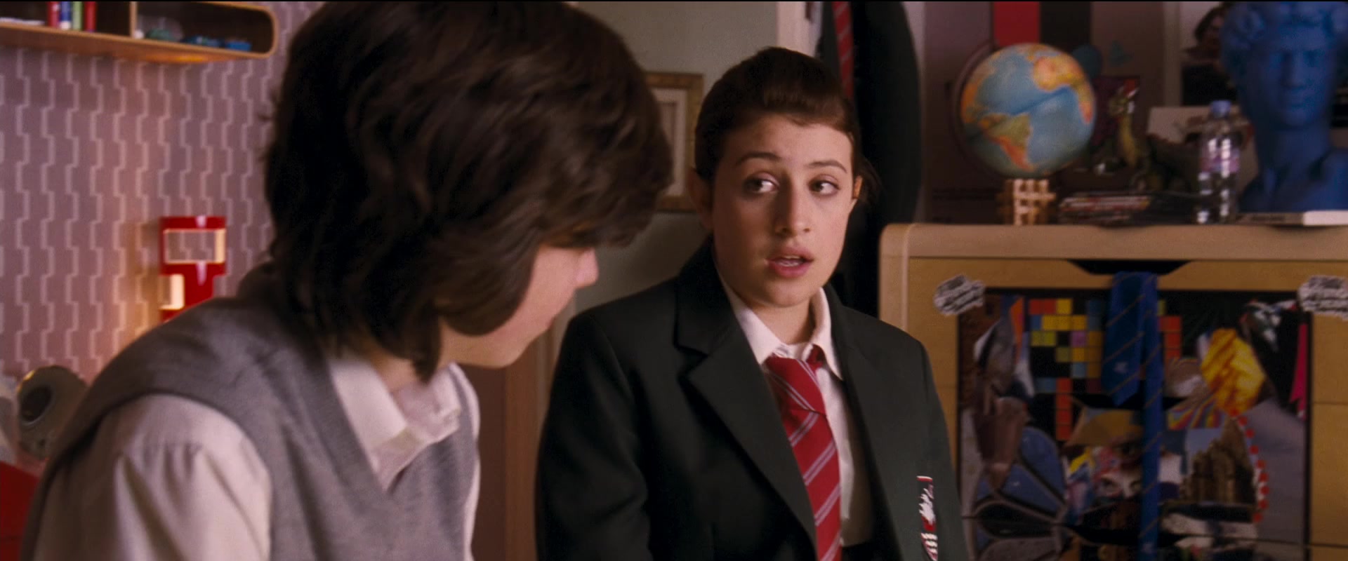 Angus, Thongs and Perfect Snogging (2008) Screencap | Fancaps