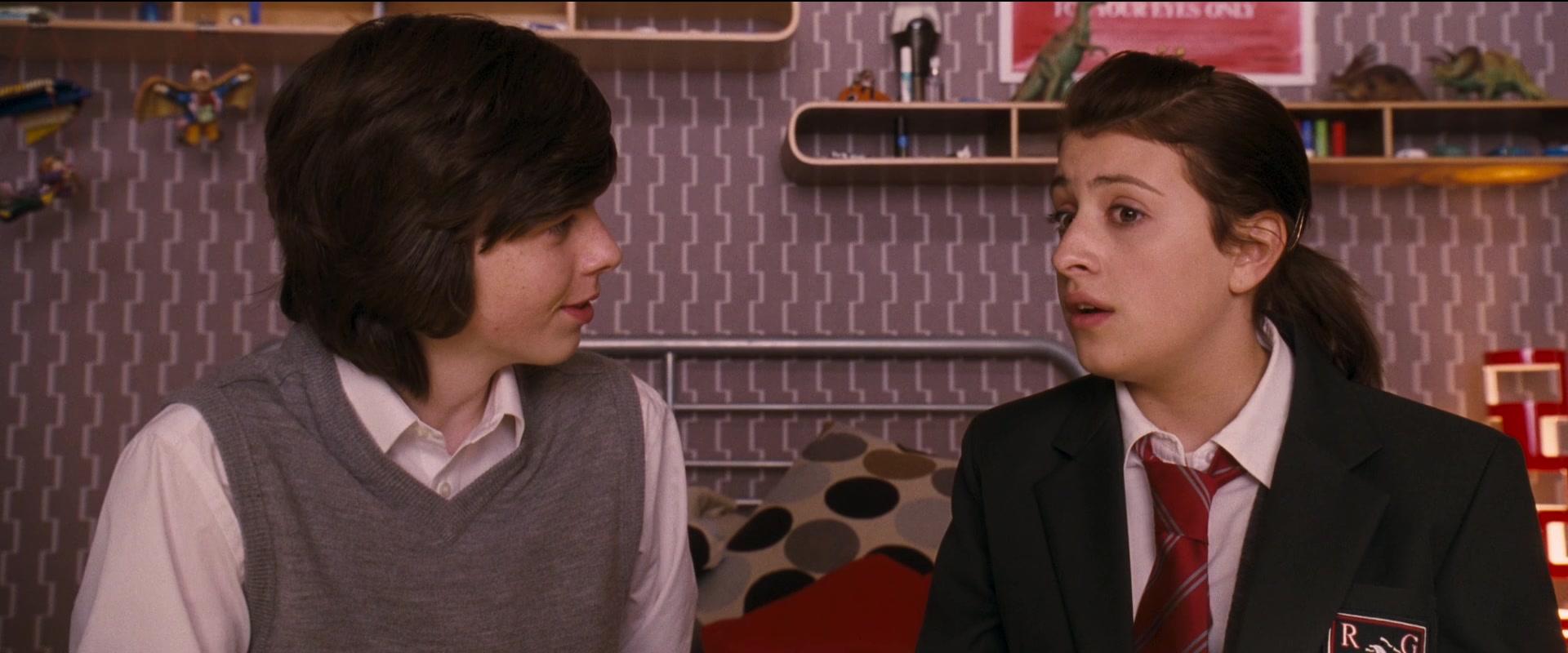 Angus, Thongs and Perfect Snogging (2008) Screencap | Fancaps