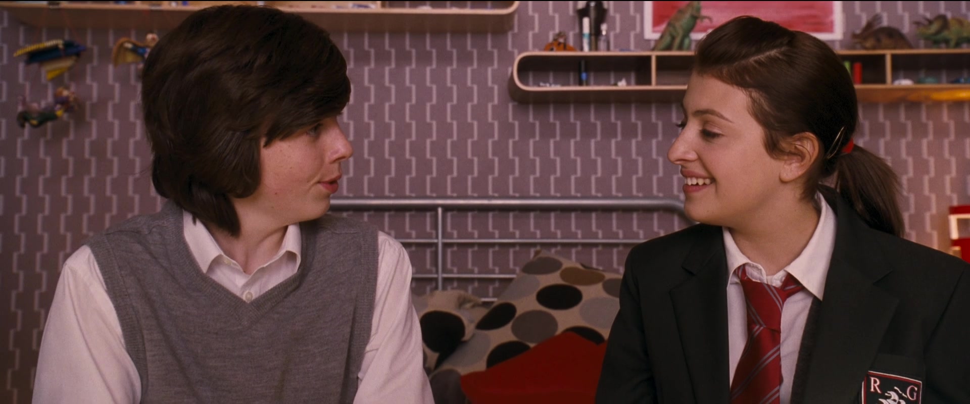 Angus, Thongs and Perfect Snogging (2008) Screencap | Fancaps