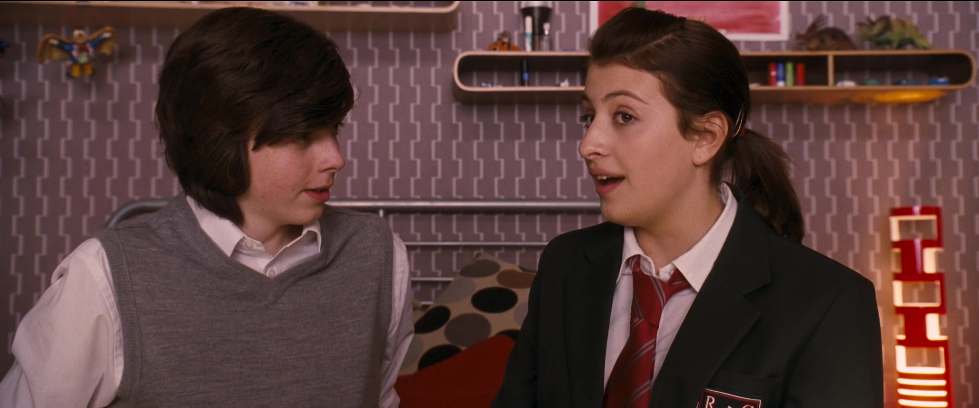 Angus, Thongs and Perfect Snogging (2008) Screencap | Fancaps