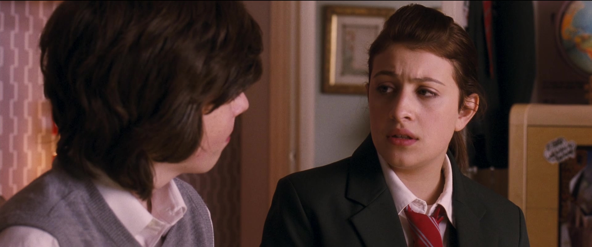 Angus, Thongs and Perfect Snogging (2008) Screencap | Fancaps