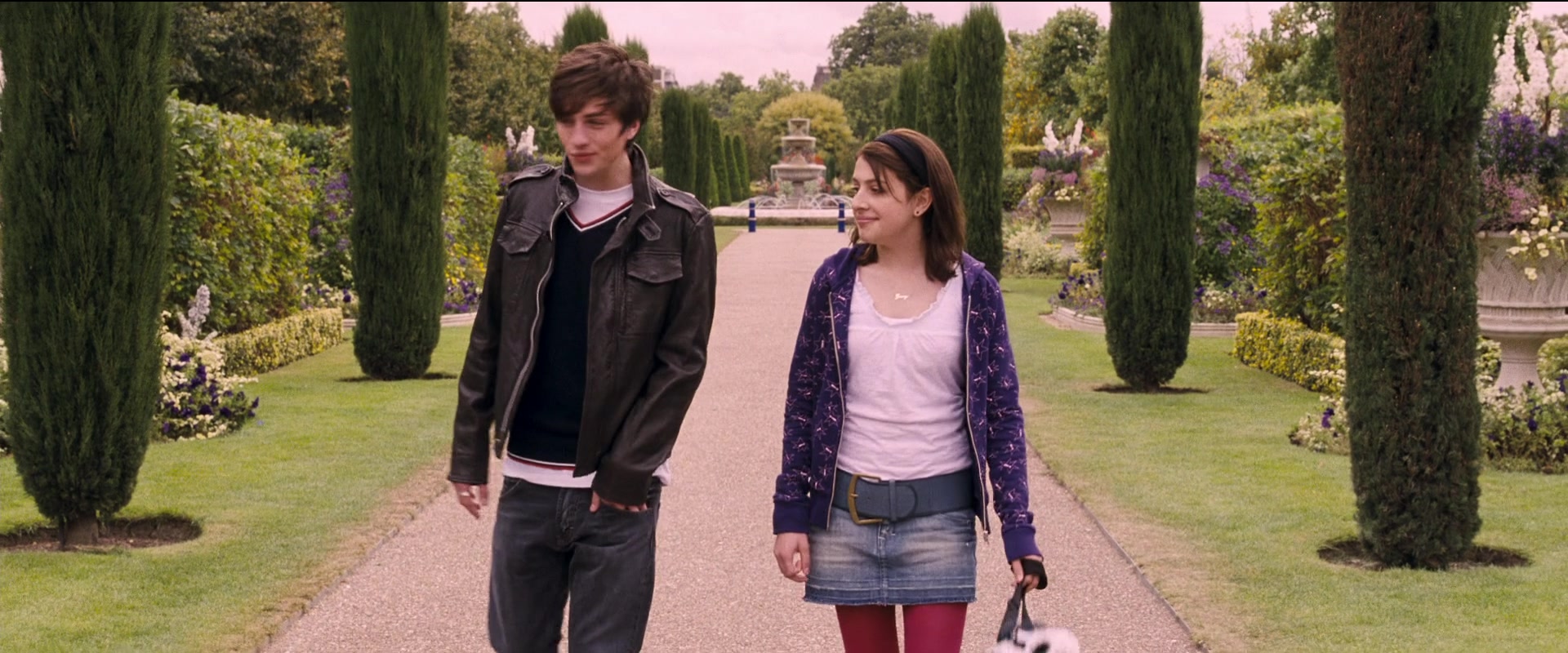 Angus, Thongs and Perfect Snogging (2008) Screencap | Fancaps