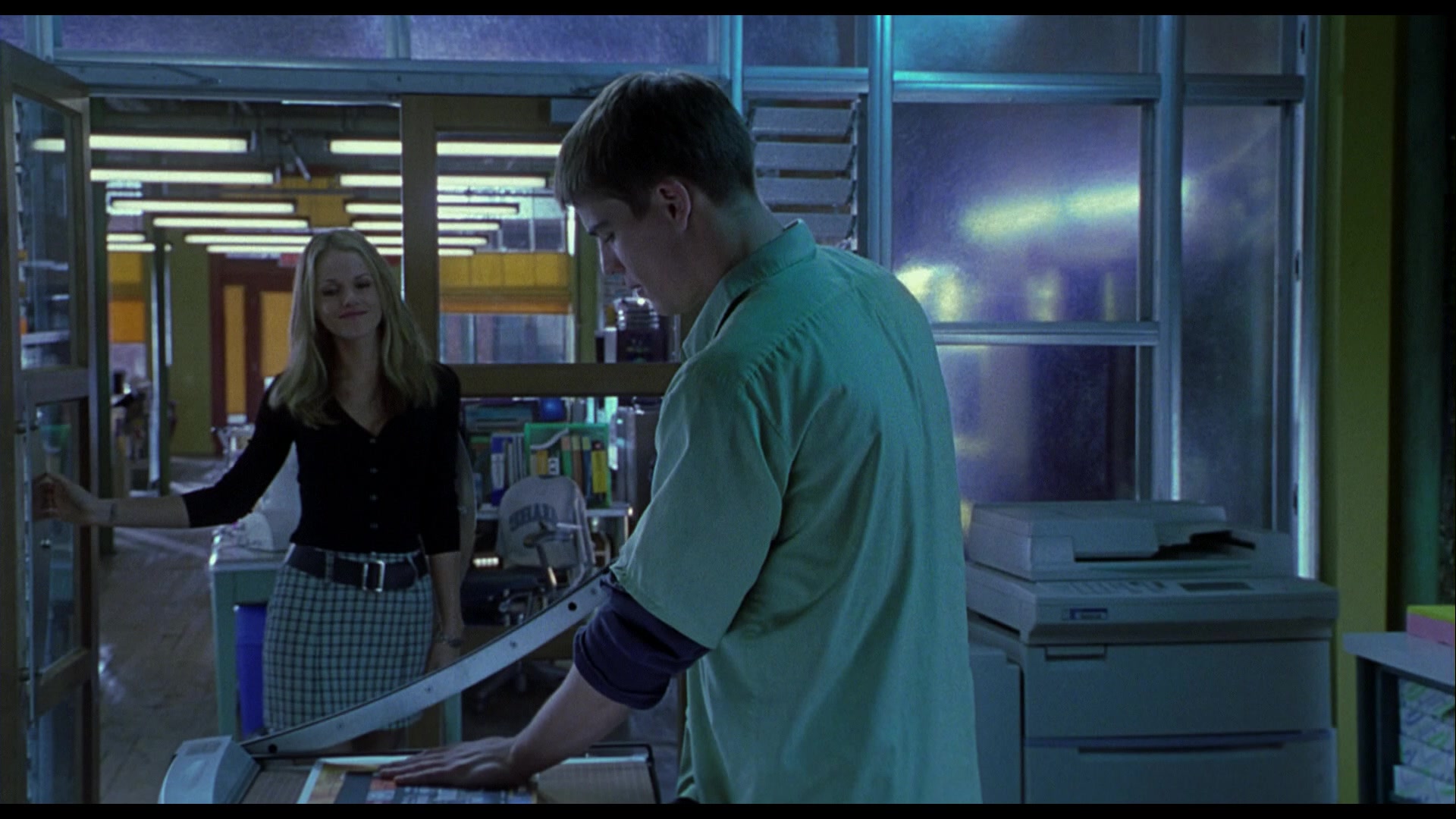 40 Days And 40 Nights (2002) Screencap 